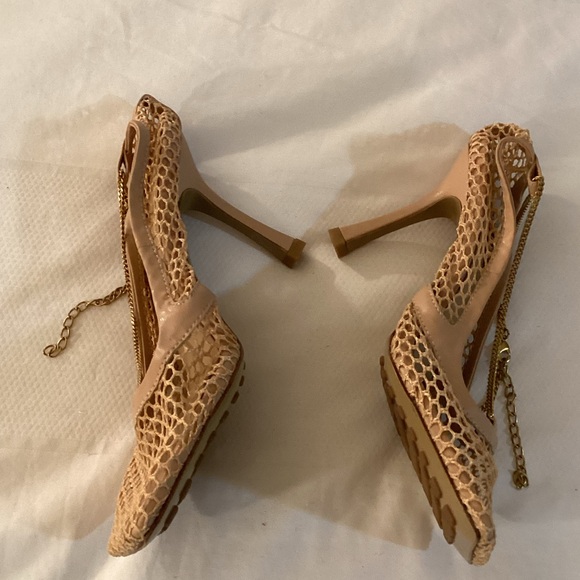 Bottega Veneta Stretch Pumps - Picture 10 of 14